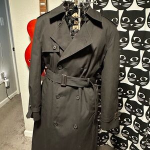 Vintage 80s Botany 500 trench